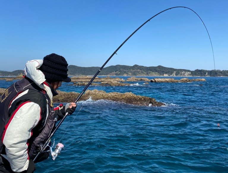 ほぼ未使用 保管品 DAIWA 磯風3-40 釣り 海水ロッド 1円